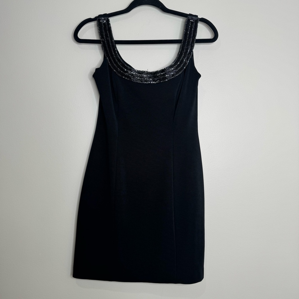 Alex Evenings Y2K Black Beaded Neckline Sleeveless Mini Dress‎ Size 6